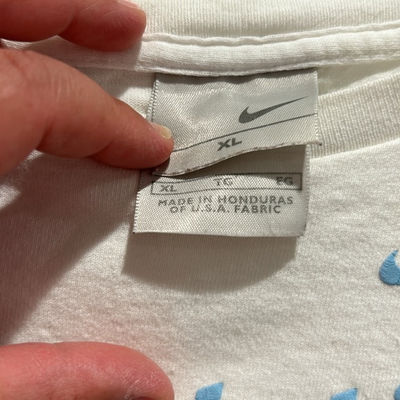 Nike Athletics Long Sleeve tee - Picture 3 of 5